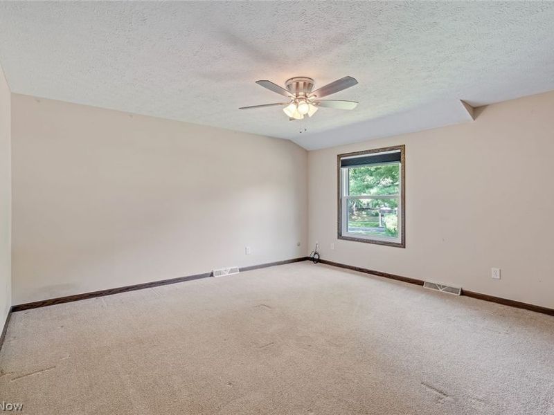 4468 Devonshire Drive, Unit c, Youngstown, OH 44512 Photo 16