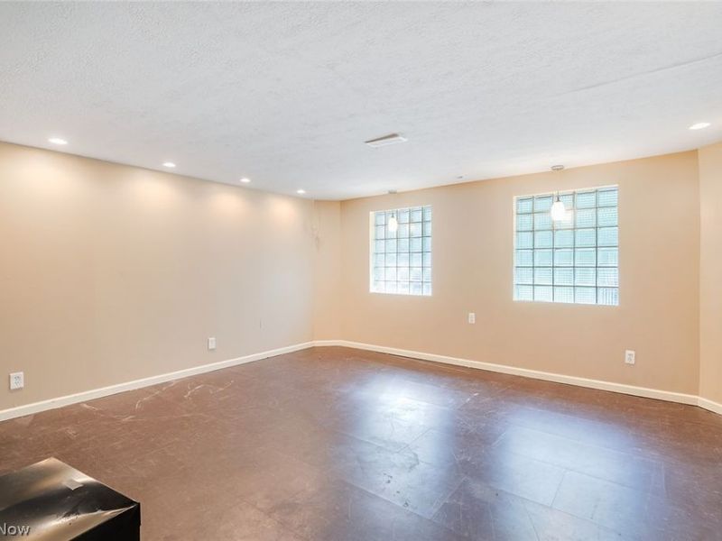 4468 Devonshire Drive, Unit c, Youngstown, OH 44512 Photo 28