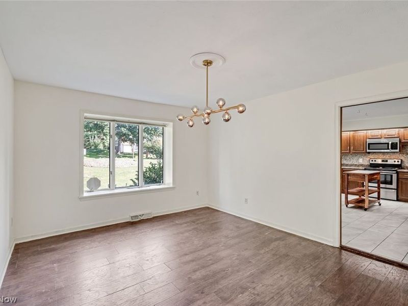 4468 Devonshire Drive, Unit c, Youngstown, OH 44512 Photo 6