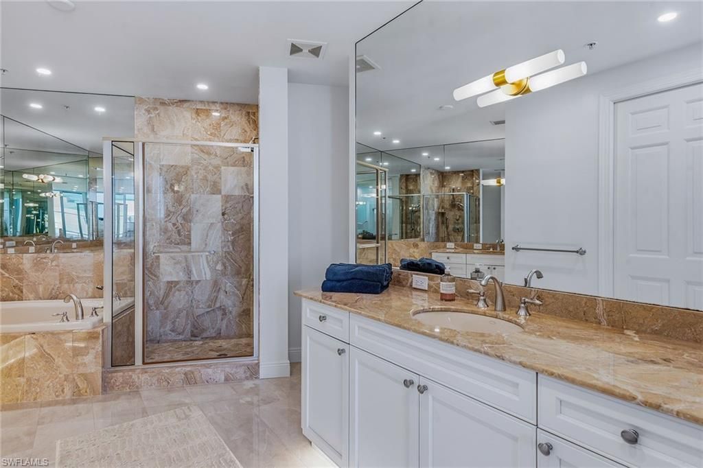 970 Cape Marco Dr, Unit 2408, Marco Island, FL 34145 Photo
