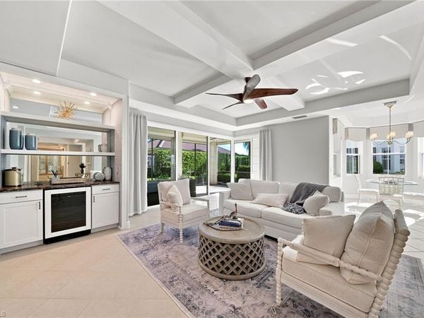 583 Avellino Isles CIR, Unit 102, NAPLES, FL 34119