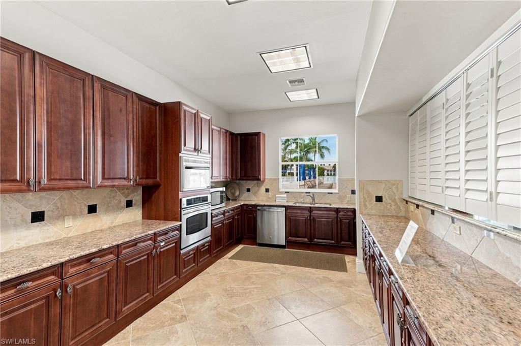 583 Avellino Isles Cir , Unit 24102, Naples, FL 34119 Photo