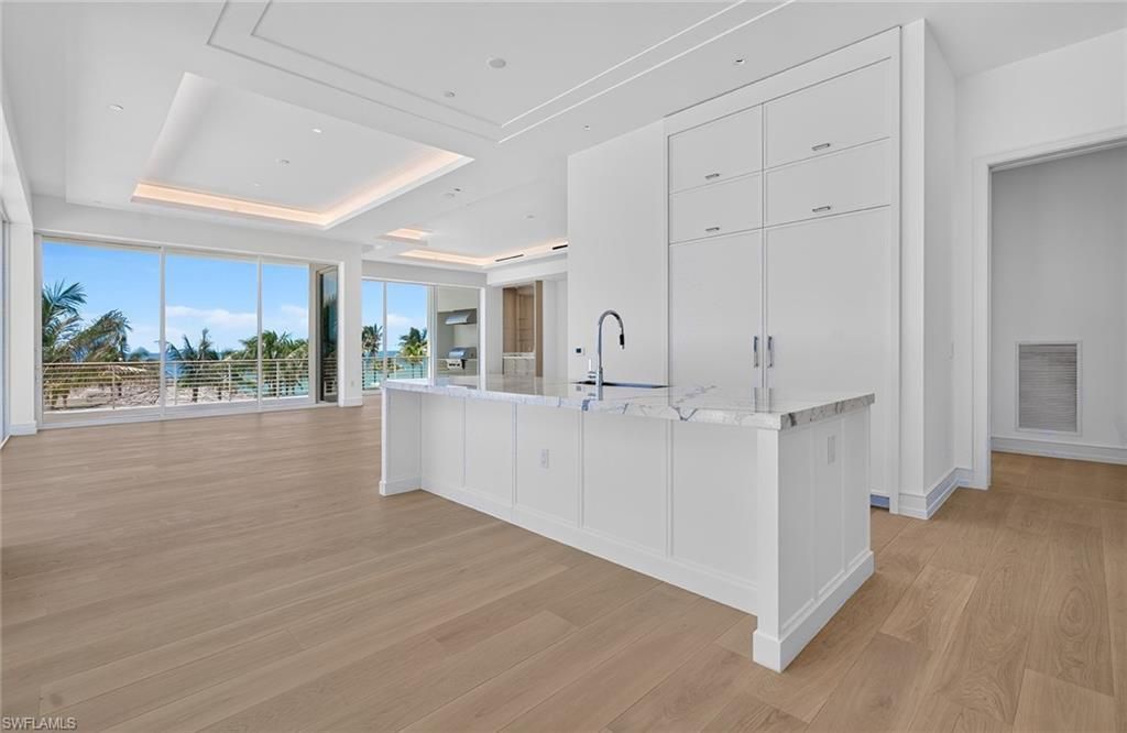 901 Gulf Shore Blvd N, Unit A-203, Naples, FL 34102 Photo