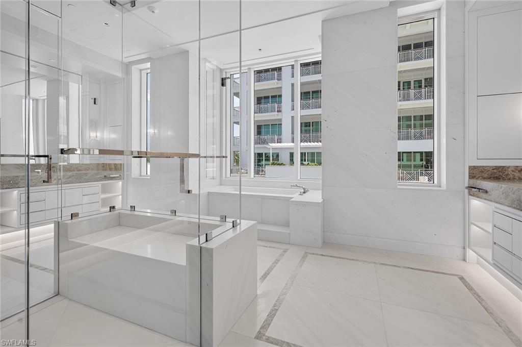 901 Gulf Shore Blvd N, Unit A-203, Naples, FL 34102 Photo