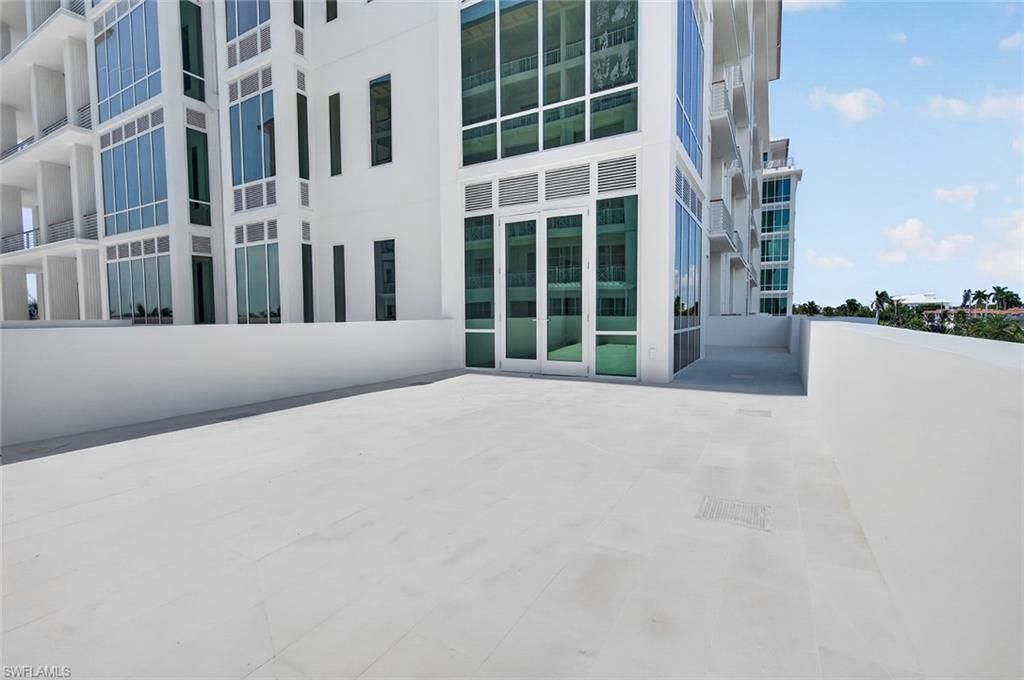 901 Gulf Shore Blvd N, Unit A-203, Naples, FL 34102 Photo