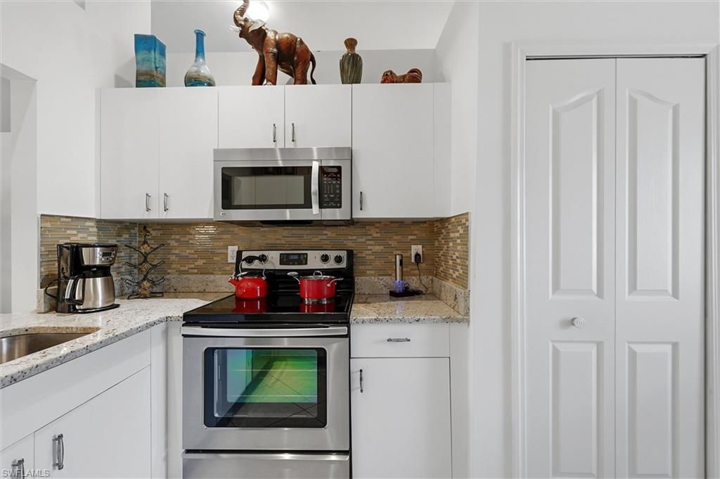 8681 Mustang Dr, Naples, FL 34113 Photo