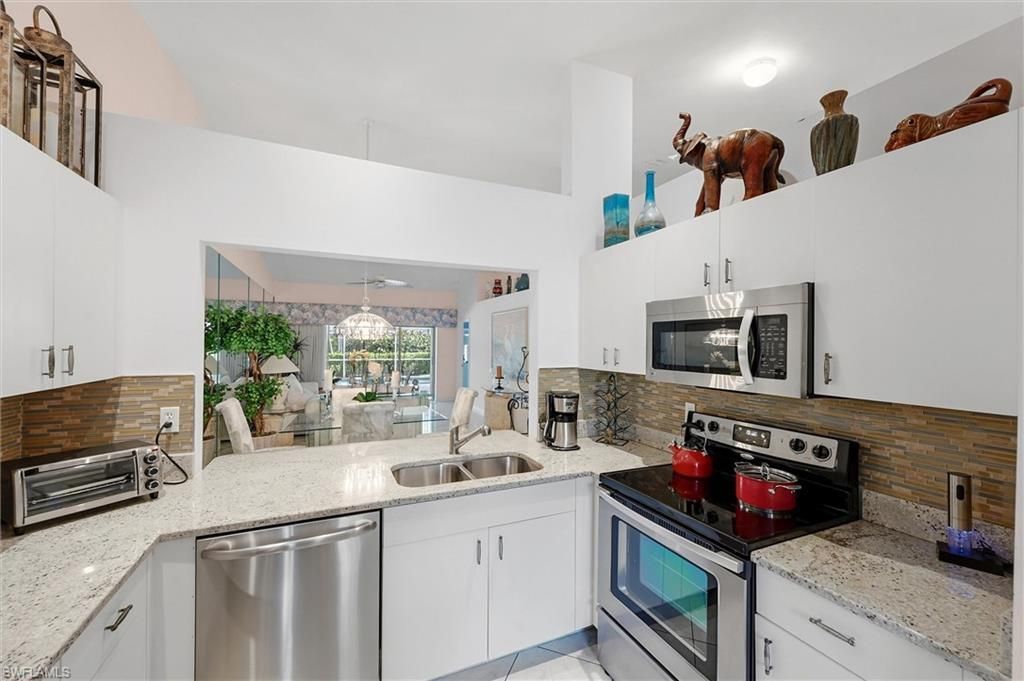 8681 Mustang Dr, Naples, FL 34113 Photo