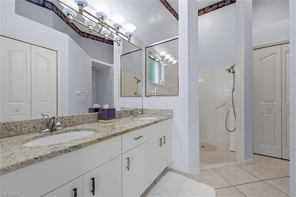 8681 Mustang Dr, Naples, FL 34113 Photo