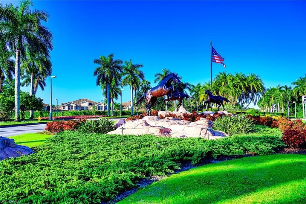 8681 Mustang Dr, Naples, FL 34113 Photo