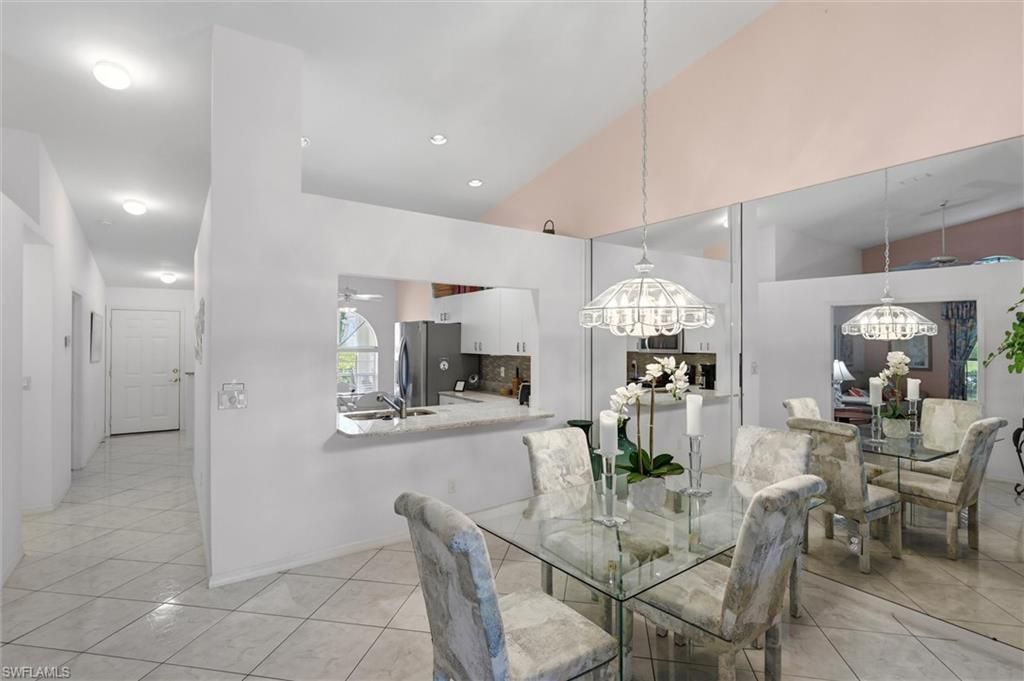 8681 Mustang Dr, Naples, FL 34113 Photo