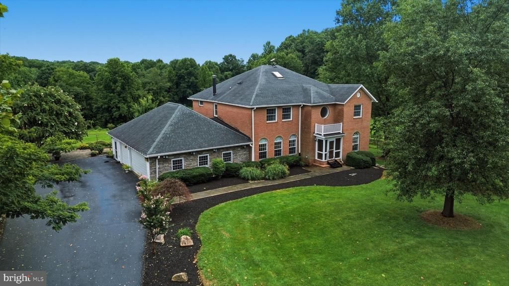 2545 MULLINIX MILL ROAD , MOUNT AIRY, MD 21771