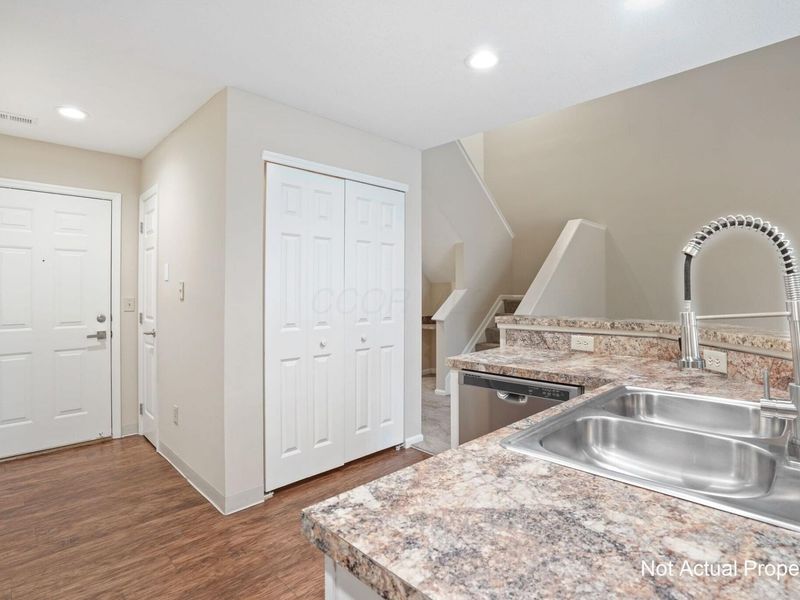 5700 Tuttle Commons Boulevard , Dublin, OH 43016 Photo 13