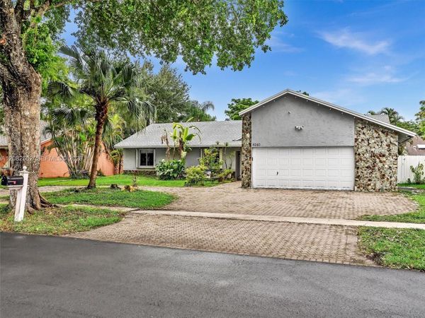 Lauderhill, FL 33351