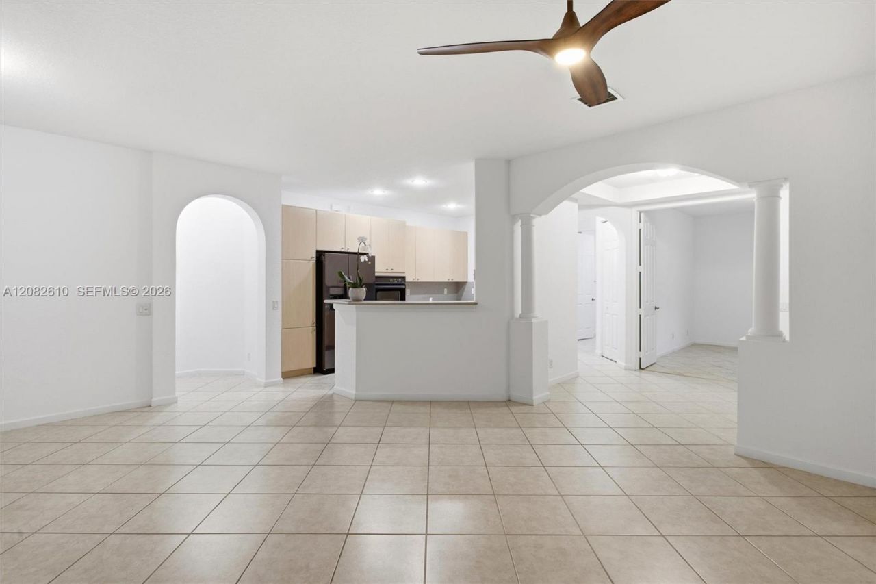 2890 Kinsington Cir, Weston, FL 33332 Photo