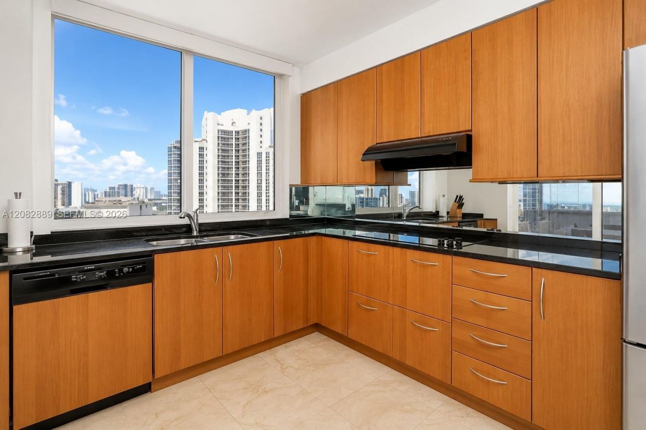19111 Collins Ave , Unit 1602, Sunny Isles Beach, FL 33160 Photo