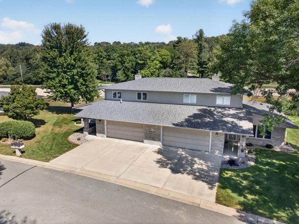 305 Salem Point Drive SW, Rochester, MN 55902