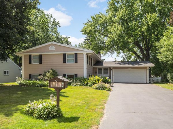 5233 W 105th Street, Bloomington, MN 55437
