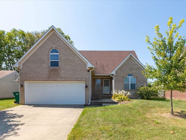 1200 Matthews Court , Franklin, IN 46131