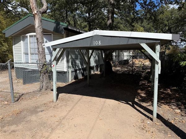 108 Dove Lane, Mabank, TX 75156