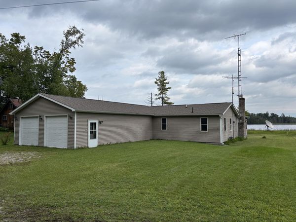 6755 W Kelley Drive, Millersburg, MI 49759