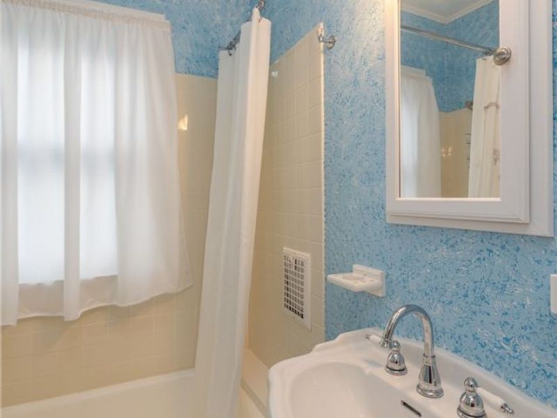 9820 Robinson Avenue, Garfield Heights, OH 44125 Photo 22