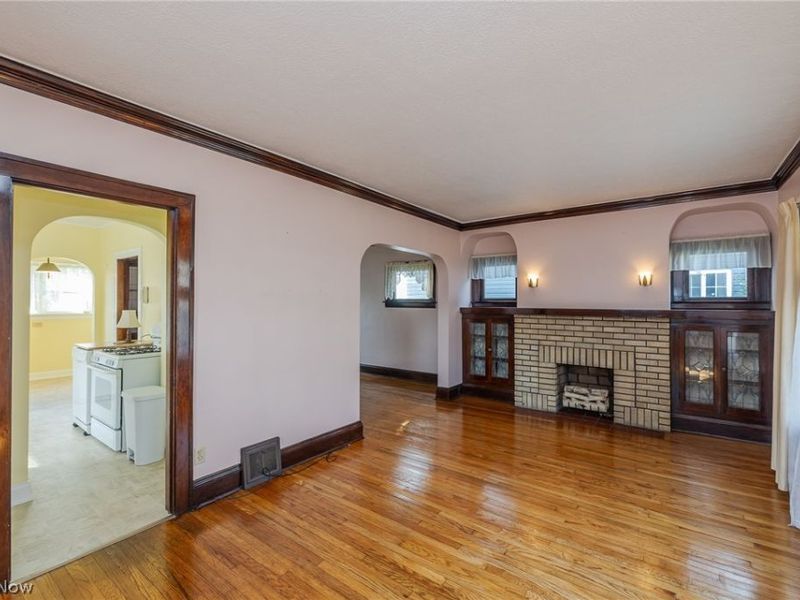 9820 Robinson Avenue, Garfield Heights, OH 44125 Photo 5