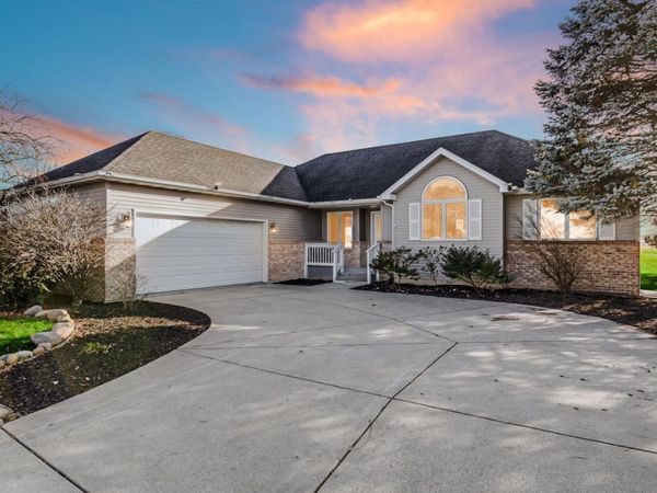 5027 Teal Terrace , Schererville, IN 46375