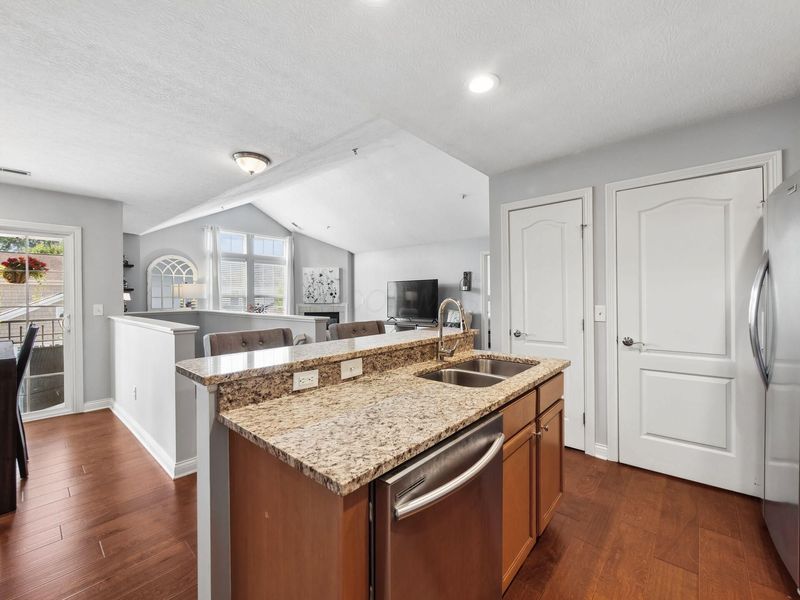 6240 Hudson Reserve Way, Westerville, OH 43081 Photo 12