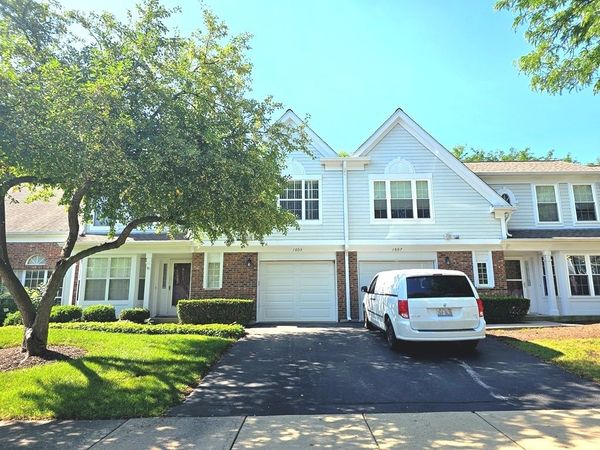 1605 W PORTSMITH Lane , Arlington Heights, IL 60004
