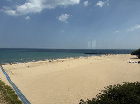 Main Photo