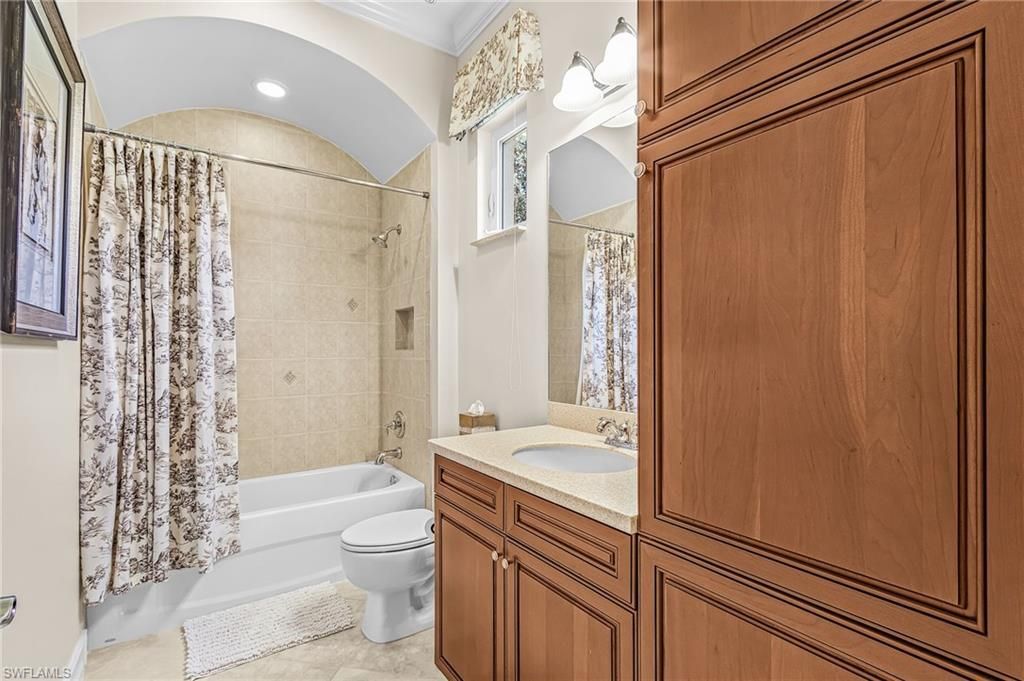 9006 Shenendoah Cir, Naples, FL 34113 Photo