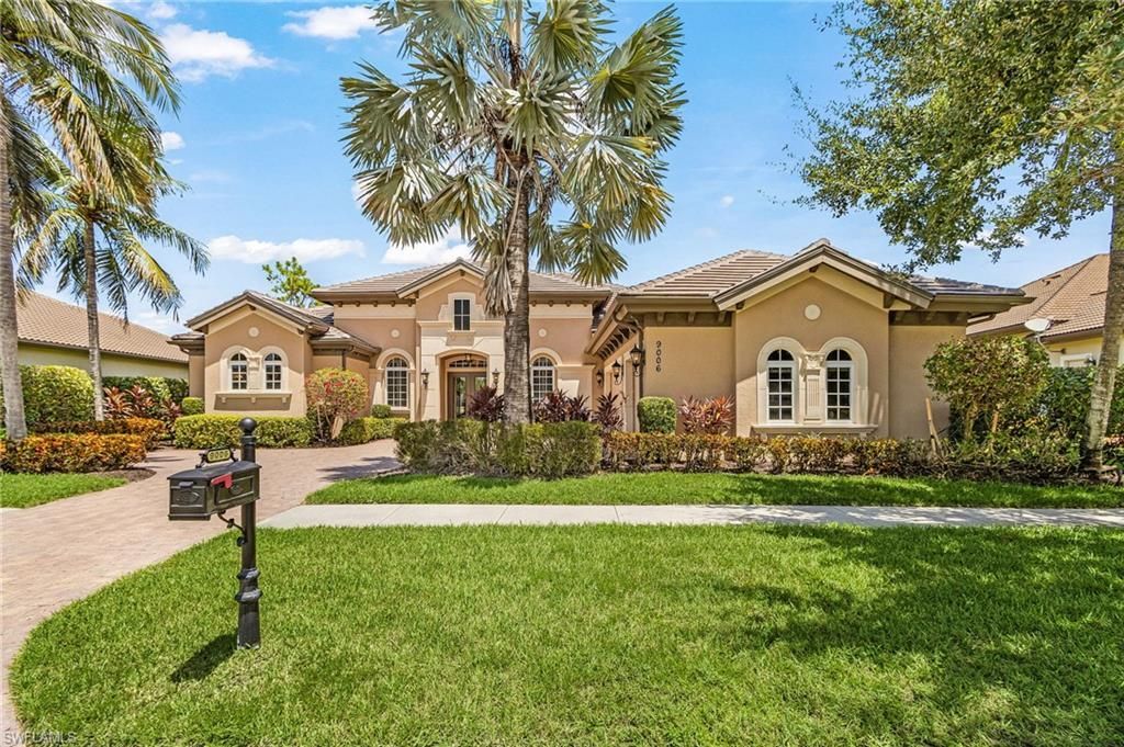 9006 Shenendoah Cir, Naples, FL 34113 Photo