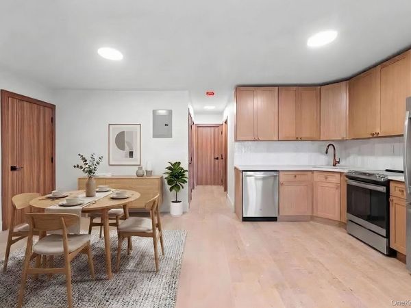 775 E 216th Street , Bronx, NY 10467