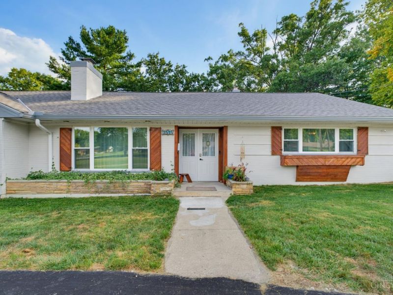 3575 Sorrento Drive, Amberley, OH 45236 Photo 10