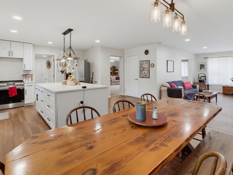 3575 Sorrento Drive, Amberley, OH 45236 Photo 14
