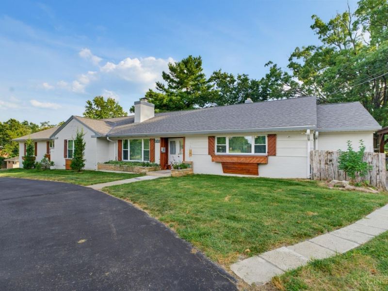 3575 Sorrento Drive, Amberley, OH 45236 Photo 3