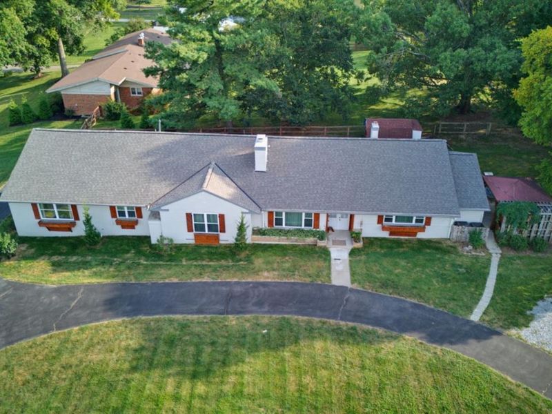3575 Sorrento Drive, Amberley, OH 45236 Photo 5