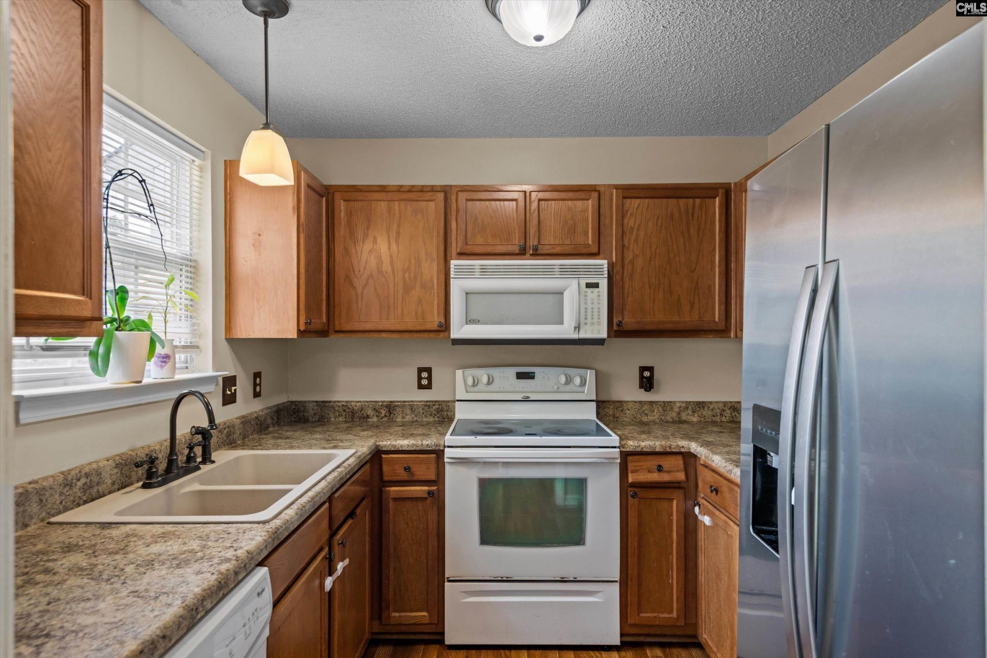 218 Village Walk Photo 14