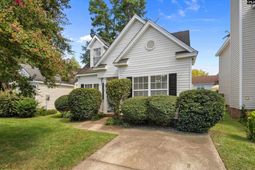 218 Village Walk photo 4