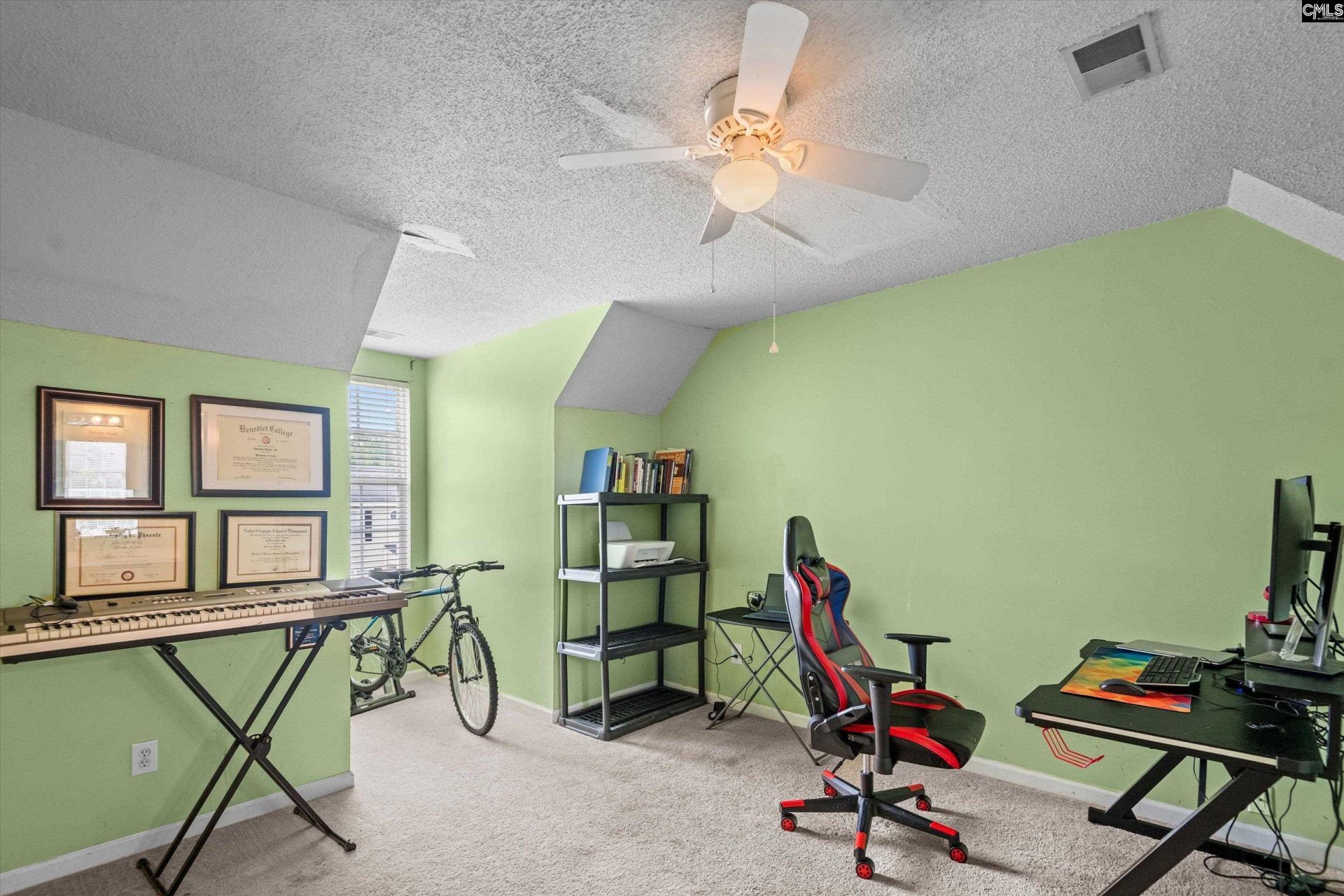 218 Village Walk Photo 22