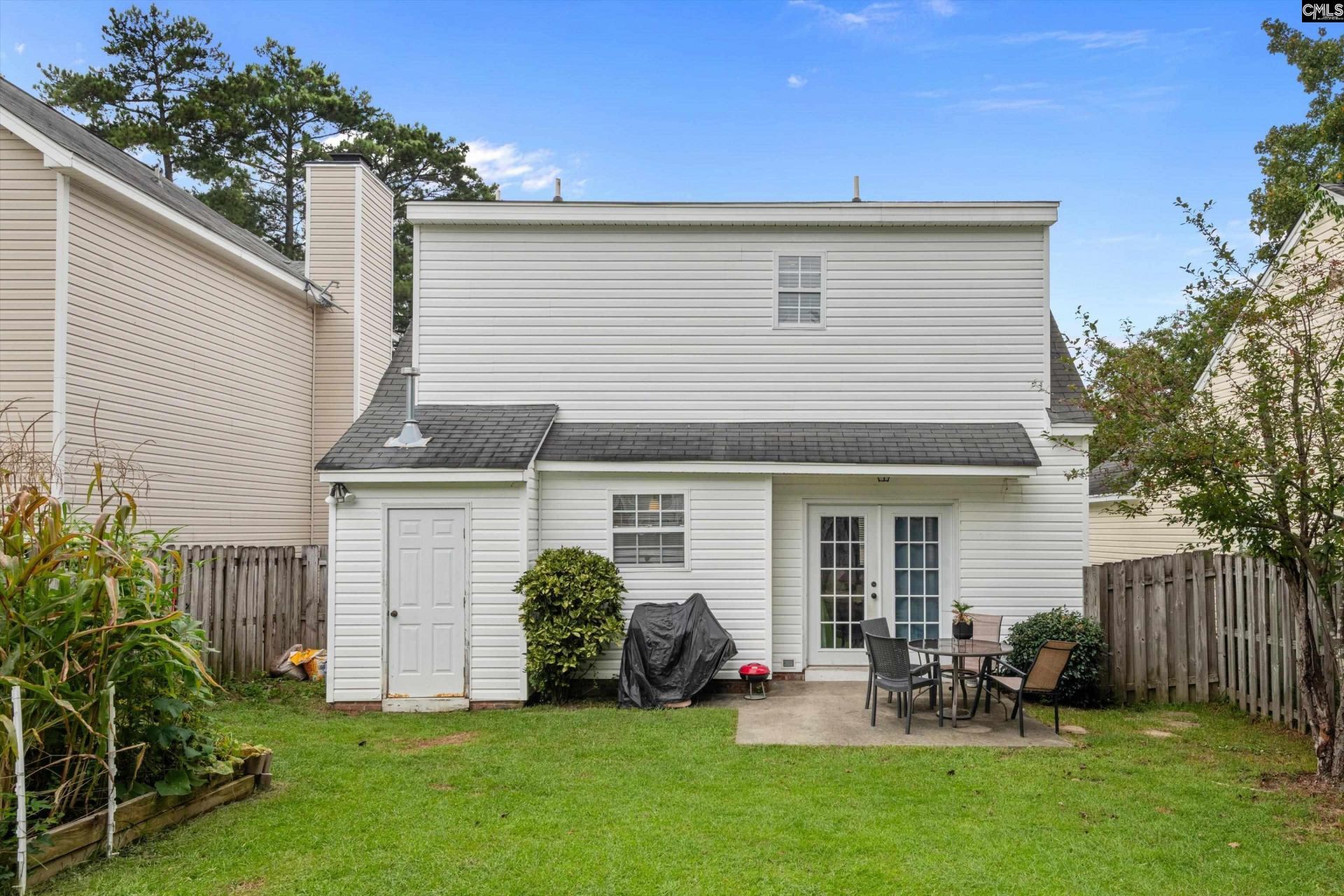 218 Village Walk Photo 29
