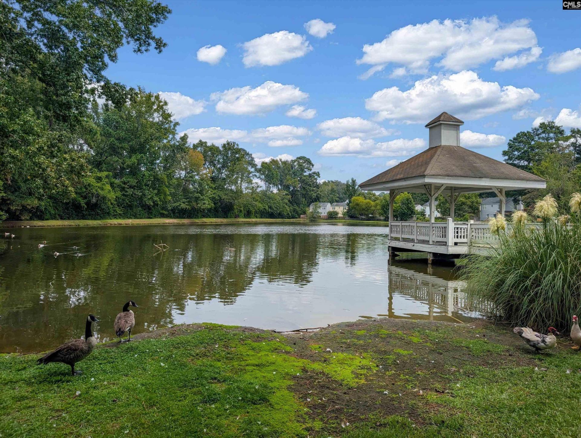 218 Village Walk Photo 32