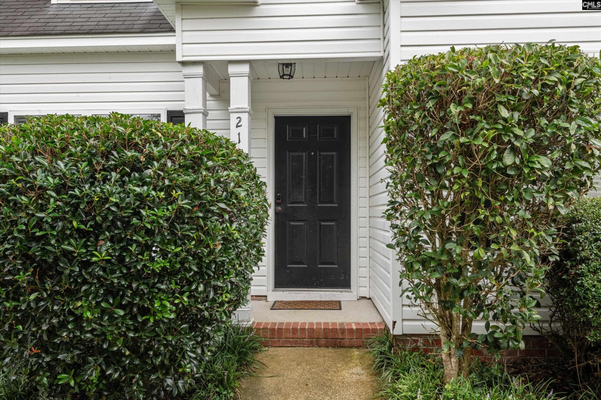 218 Village Walk Photo 7