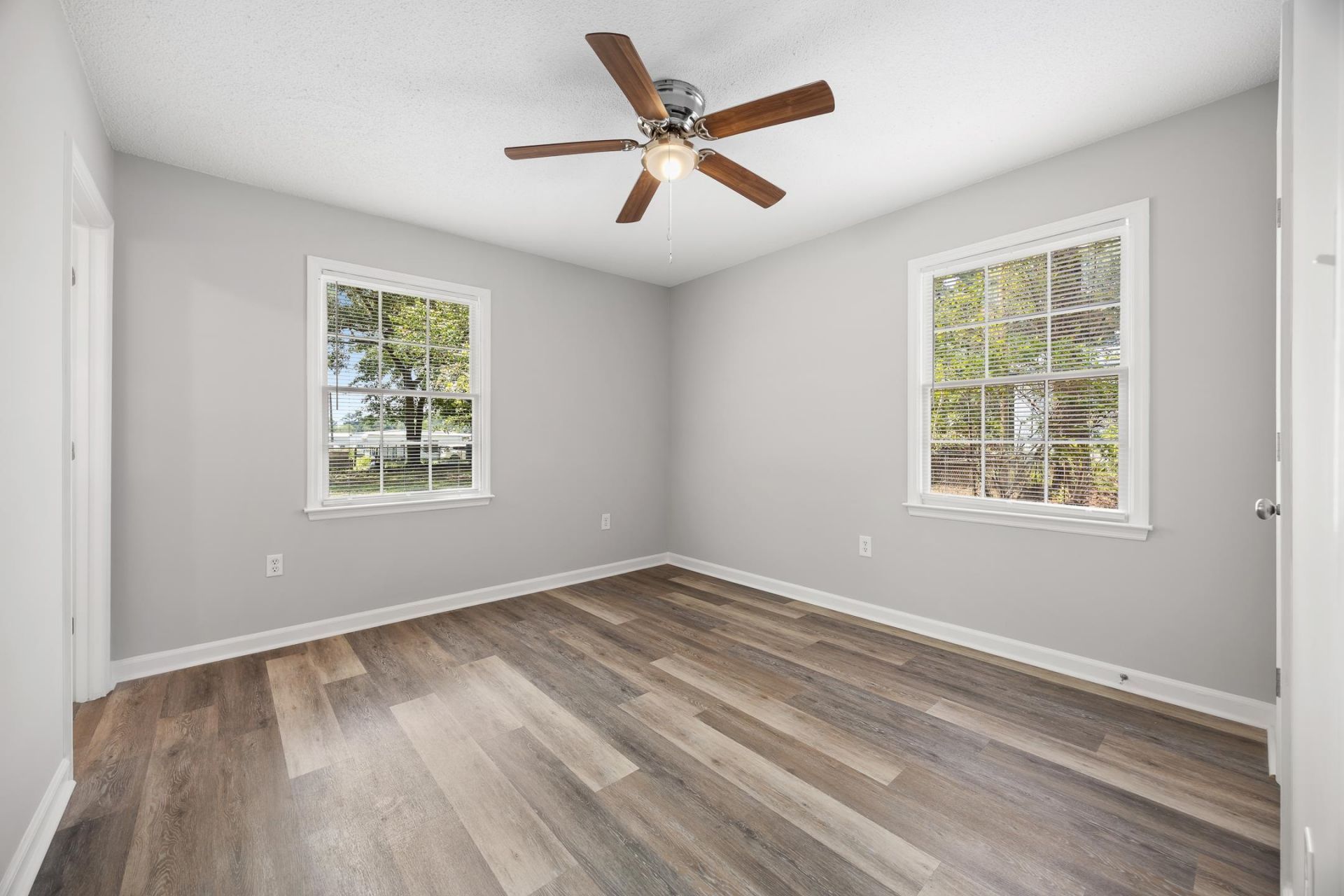 7515 Sandy Pines Ln. Photo 21