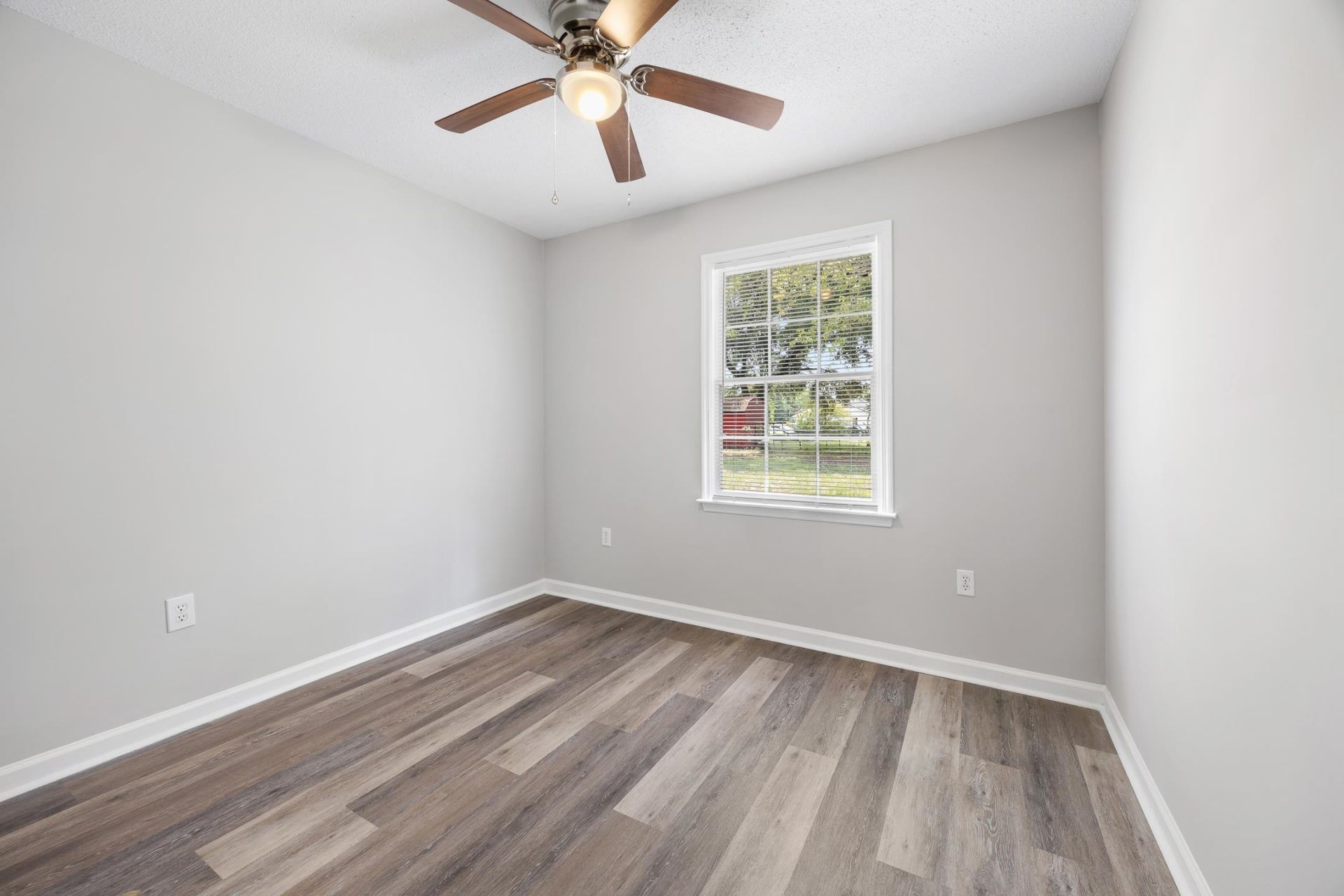 7515 Sandy Pines Ln. Photo 24