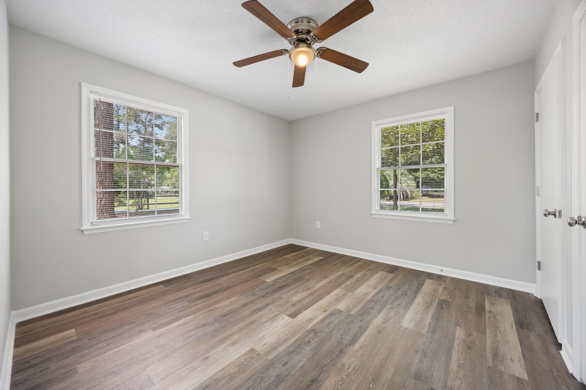 7515 Sandy Pines Ln. Photo 28