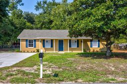 7515 Sandy Pines Ln. photo 4
