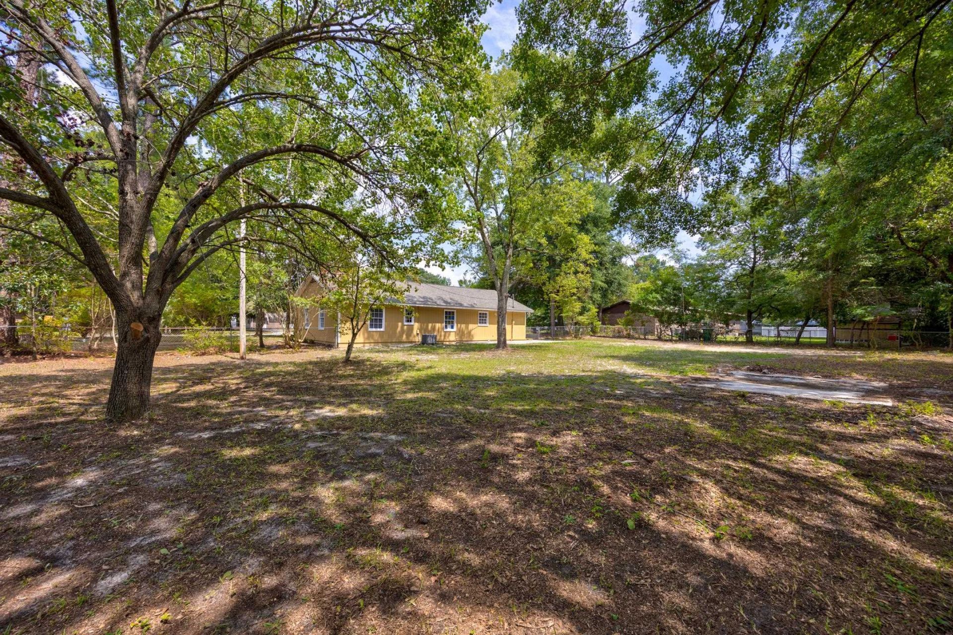 7515 Sandy Pines Ln. Photo 34