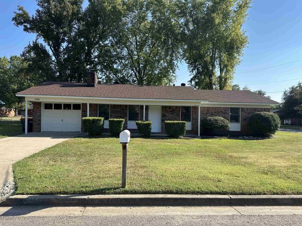 2102 14th Street , Russellville, AR 72802