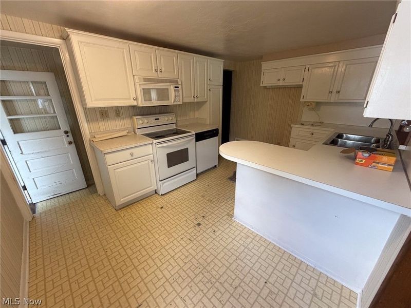 1275 Taggart Street NW, Massillon, OH 44646 Photo 9